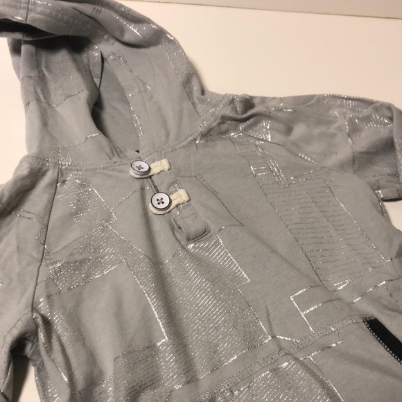 Genuine Kids by OshKosh Geometric Light Gray Hoodie - Picture 1 of 7